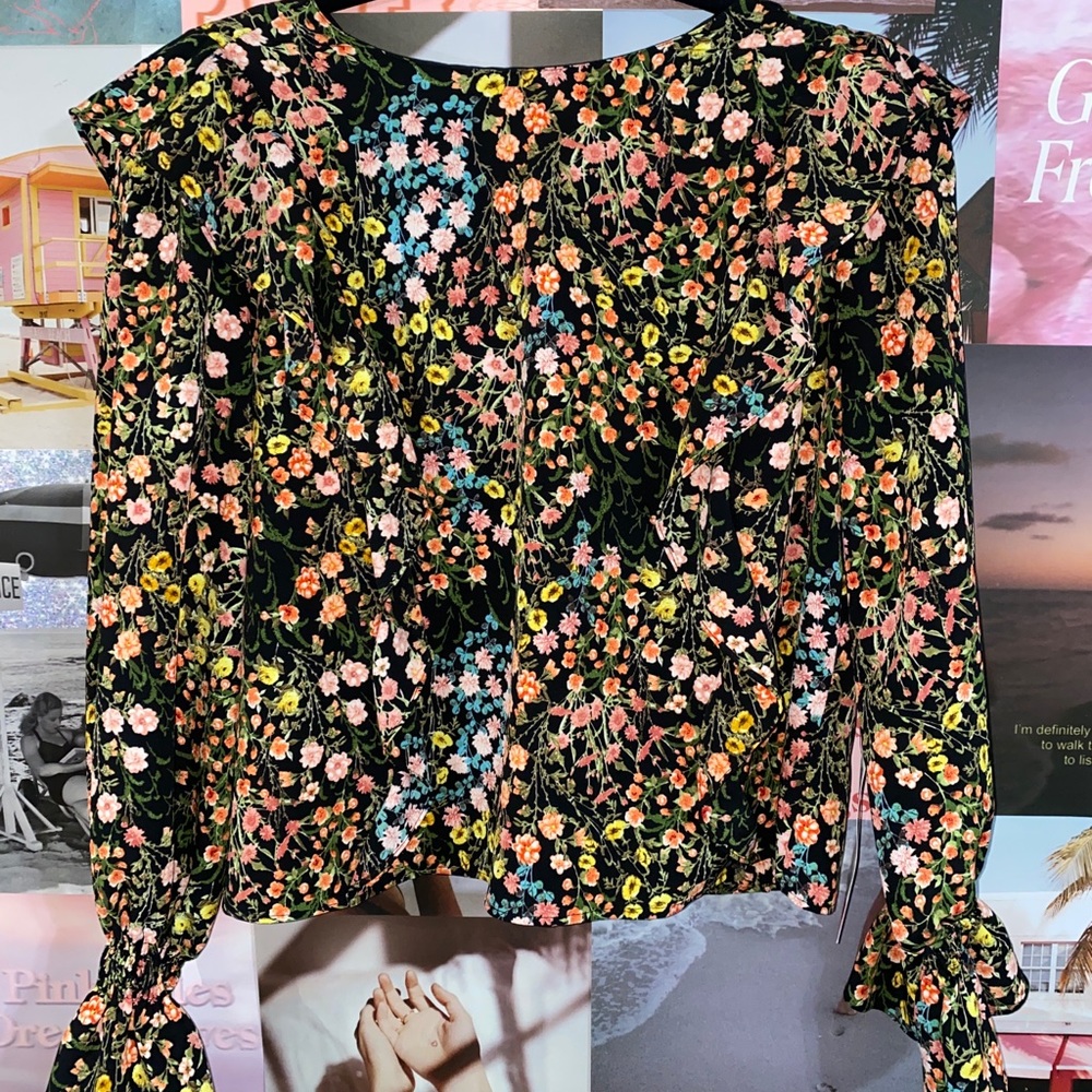 Zara flower top